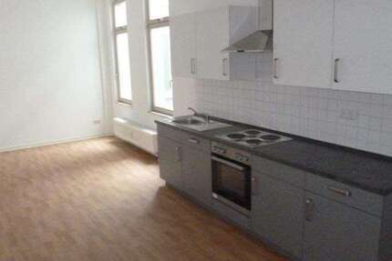Wohnung zum Mieten in Halle 600 € 95.43 m²