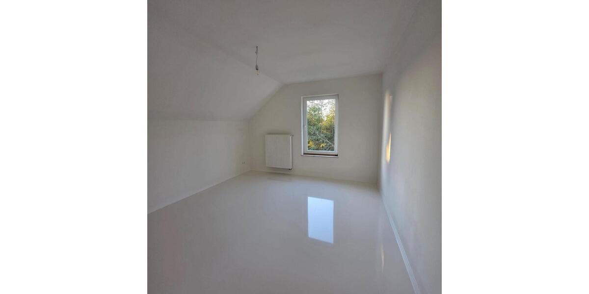 Einfamilienhaus Hohenmölsen - 5 Zimmer, 121 m&sup2;, 349.000&euro; | Angebot:25924980