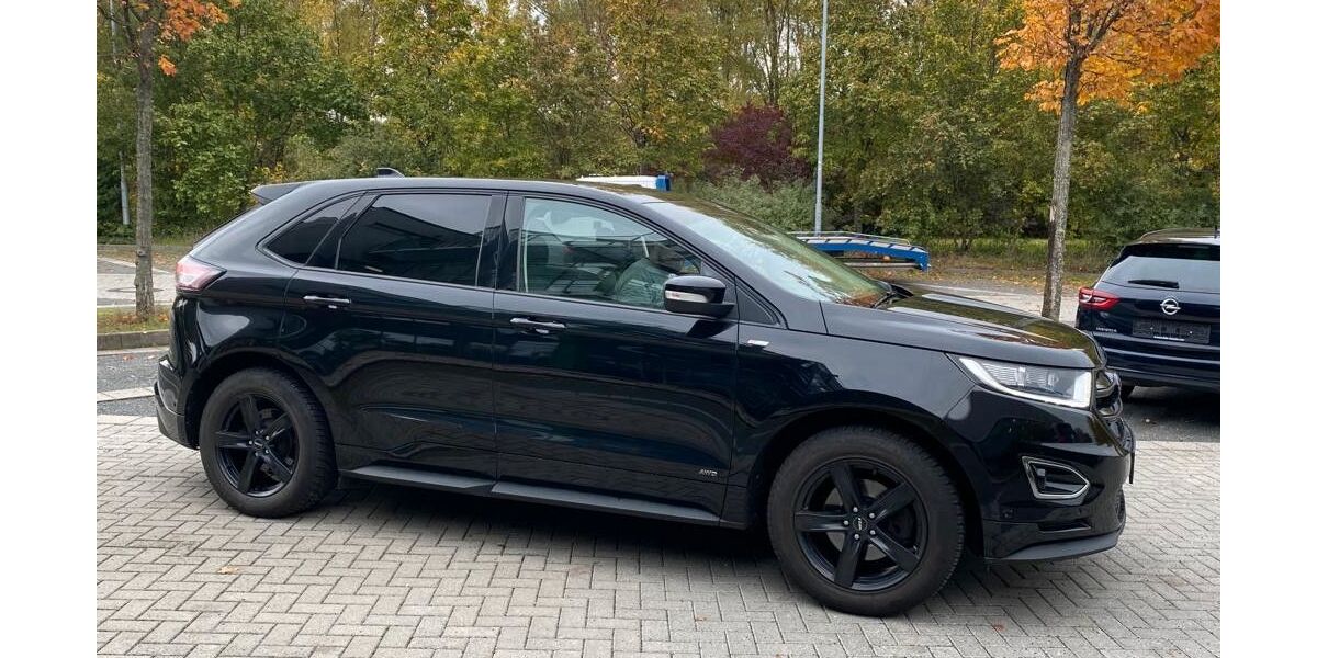 Ford Edge 141.000 km 17.900 &euro; Merseburg 06217