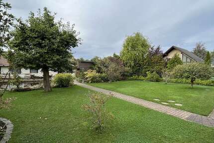 Tolles Mehrgenerationshaus mit Sauna und Weinkeller 11 zimmer