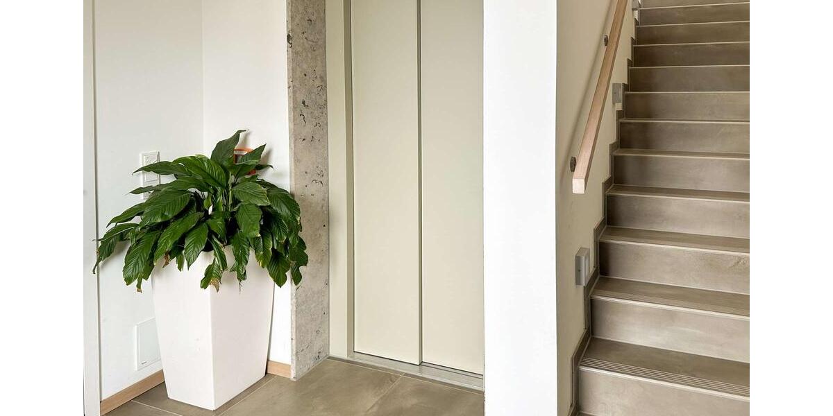 Familientraum: Penthouse mit traumhaftem Seeblick – ideal für Familien, EBK inklusive 6 zimmer