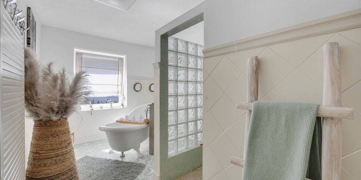 Einfamilienhaus Leipzig Seehausen - 6 Zimmer, 270 m&sup2;, 645.000&euro; | Angebot:26105451
