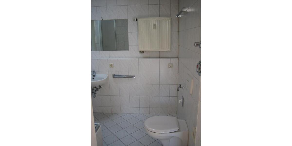Dachgeschoßwohnung Leipzig Süd - 1.5 Zimmer, 43 m&sup2;, 125.000&euro; | Angebot:26481049