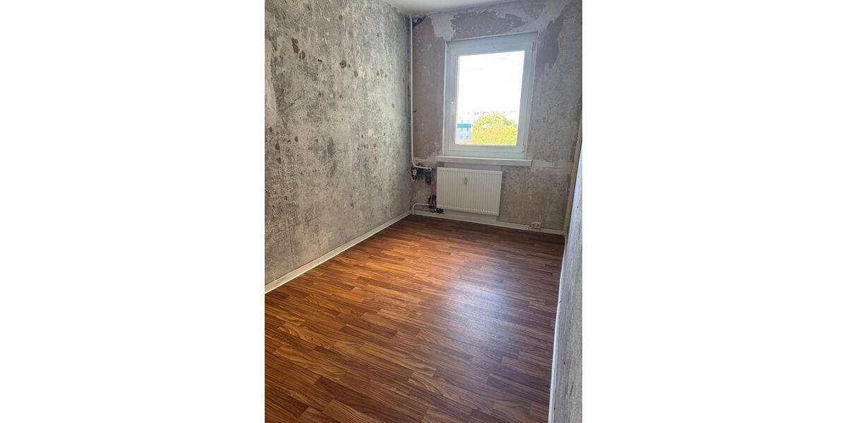 Etagenwohnung Borna - 4 Zimmer, 86 m&sup2;, 398&euro; | Angebot:26649293