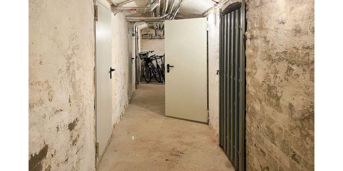 Moderne Wohnung mit Balkon in Top-Zustand, Sanierung 2012 2 zimmer