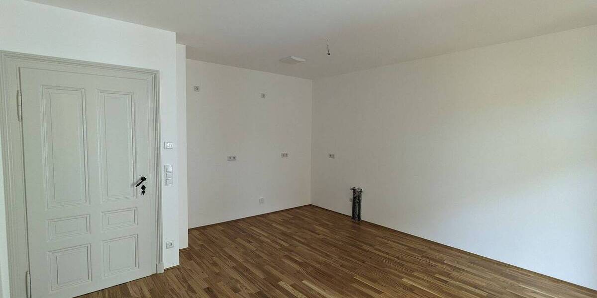 Etagenwohnung Borna - 3 Zimmer, 87 m&sup2;, 660&euro; | Angebot:26117833