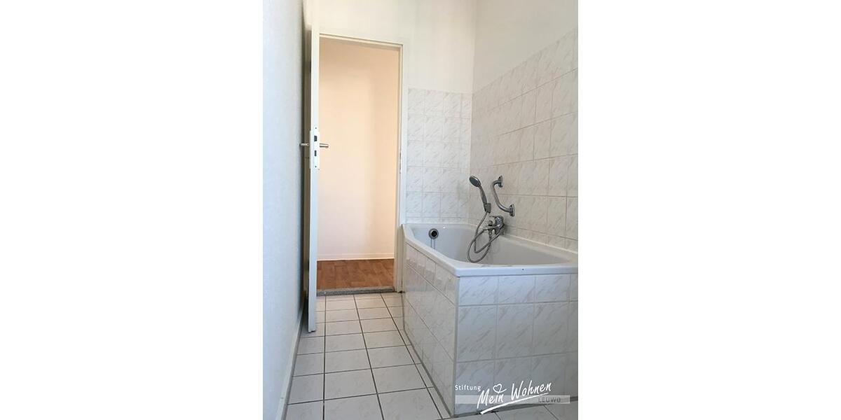 Etagenwohnung Bad Dürrenberg - 2 Zimmer, 49 m&sup2;, 308&euro; | Angebot:26085435