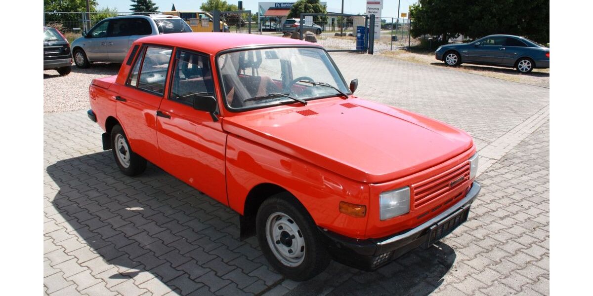 Wartburg 353 72.200 km 7.499 &euro; Wurzen OT Kornhain 04808