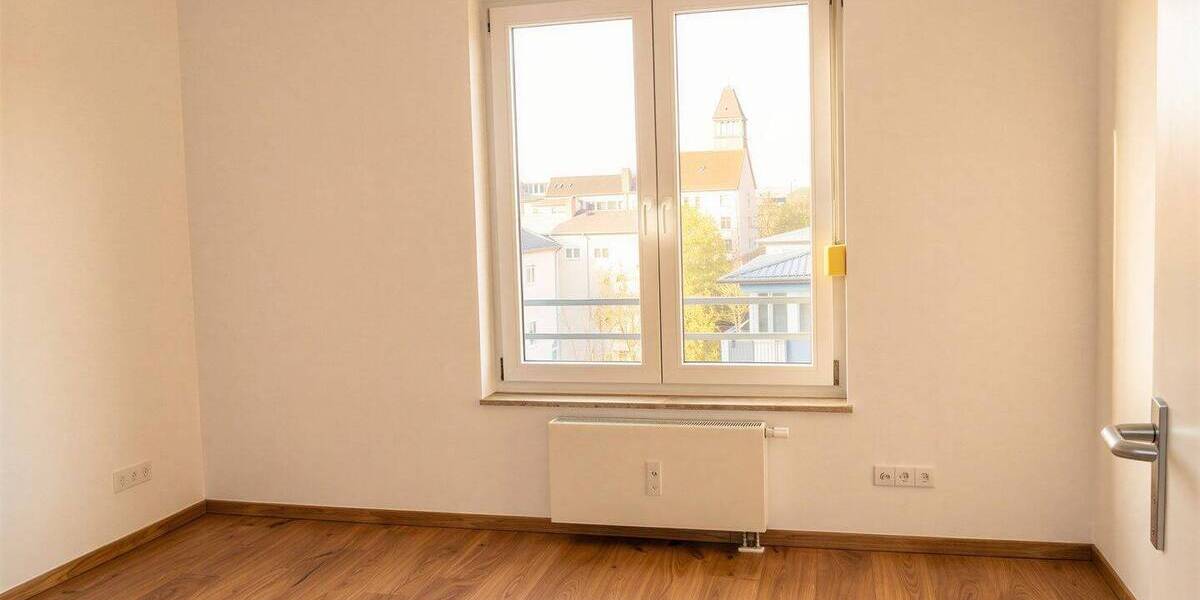 Etagenwohnung Leipzig Kleinzschocher - 4 Zimmer, 104 m&sup2;, 339.000&euro; | Angebot:25957330