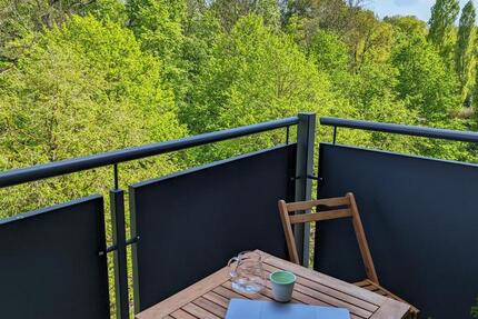 Helle Wohnung direkt am Park zur Untermiete Leipzig-Schleussig 3 zimmer