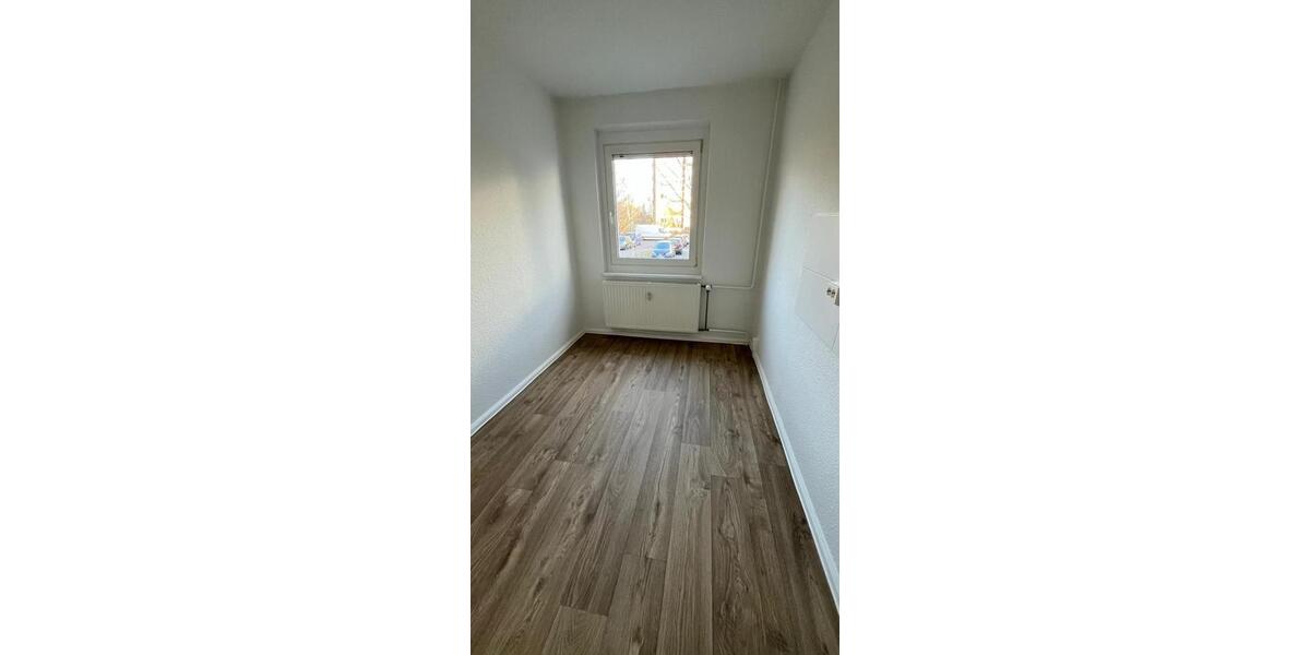 Etagenwohnung Leipzig Lausen-Grünau - 3 Zimmer, 67 m&sup2;, 360&euro; | Angebot:26662736