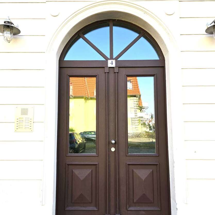Wohnung zum Kaufen in Zwenkau 249.000 € 77.96 m²