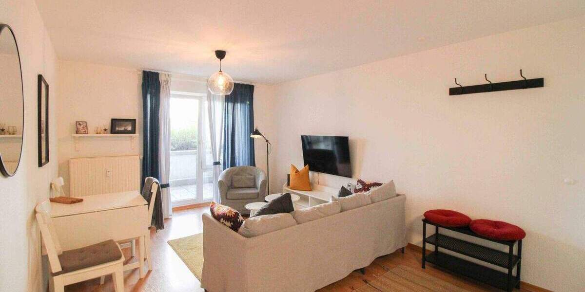 Citylage - 2 Zimmer mit Terrasse, TG-Stellplatz - Möbliert 2 zimmer