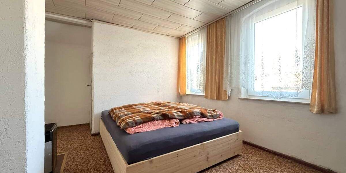 Doppelhaushälfte Sandersdorf-Brehna Petersroda - 5 Zimmer, 101 m&sup2;, 72.000&euro; | Angebot:25797992