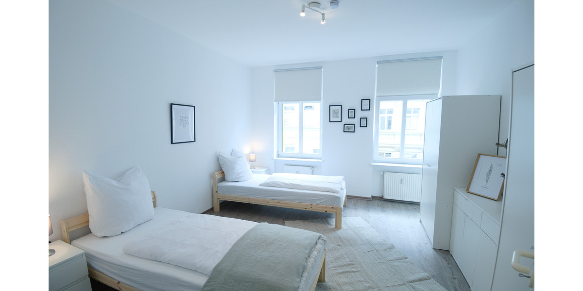 Möblierte 2-Zimmer-Wohnung mit bis zu 4 Schlafplätzen & Balkon in Top-Lage 2 zimmer