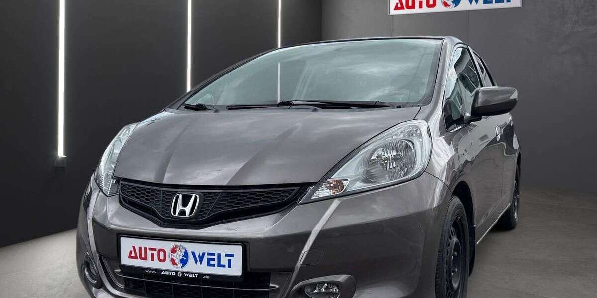 Honda Jazz 48.714 km 7.490 &euro; Sandersdorf-Brehna 06796