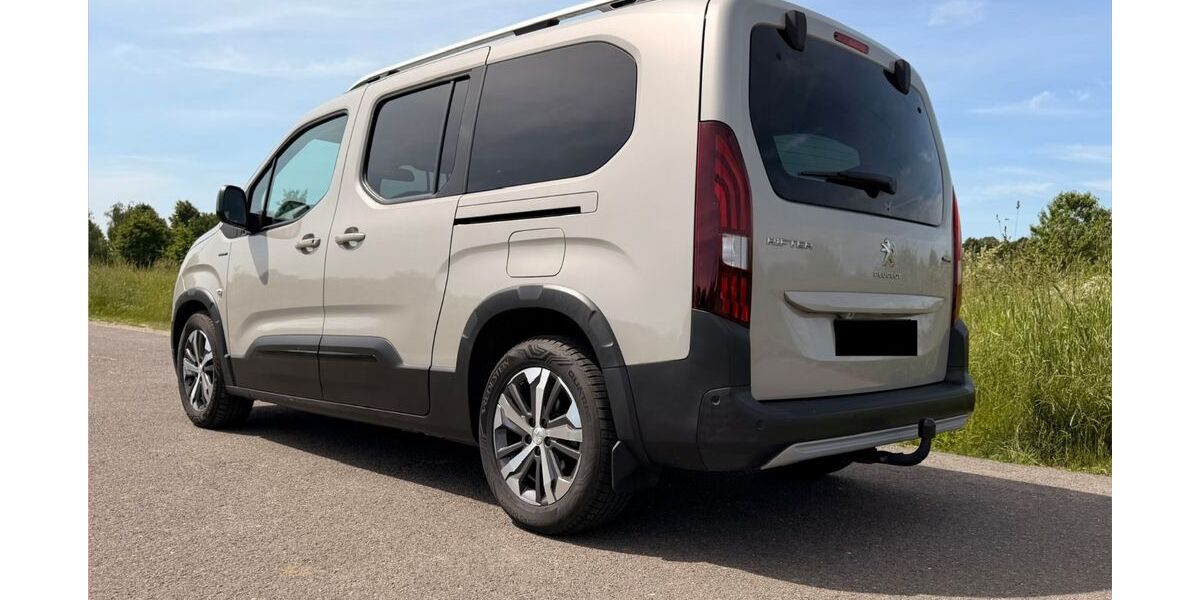 Peugeot Rifter 76.000 km 22.999 &euro; Taucha 04425