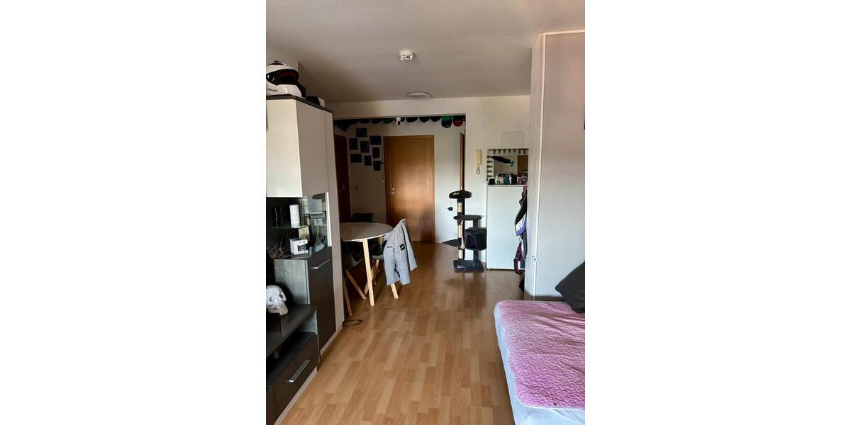 Dachgeschoßwohnung Schkopau - 3 Zimmer, 65 m&sup2;, 500&euro; | Angebot:26338494
