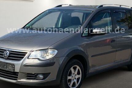 VW Touran 319.915 km 2.999 &euro; Brehna 06796