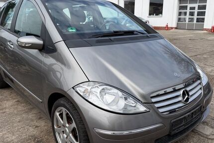 Mercedes-Benz A 180 130.528 km 1.990 &euro; Leipzig 04178