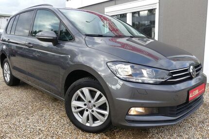 VW Touran 186.613 km 12.900 € Leipzig 04179