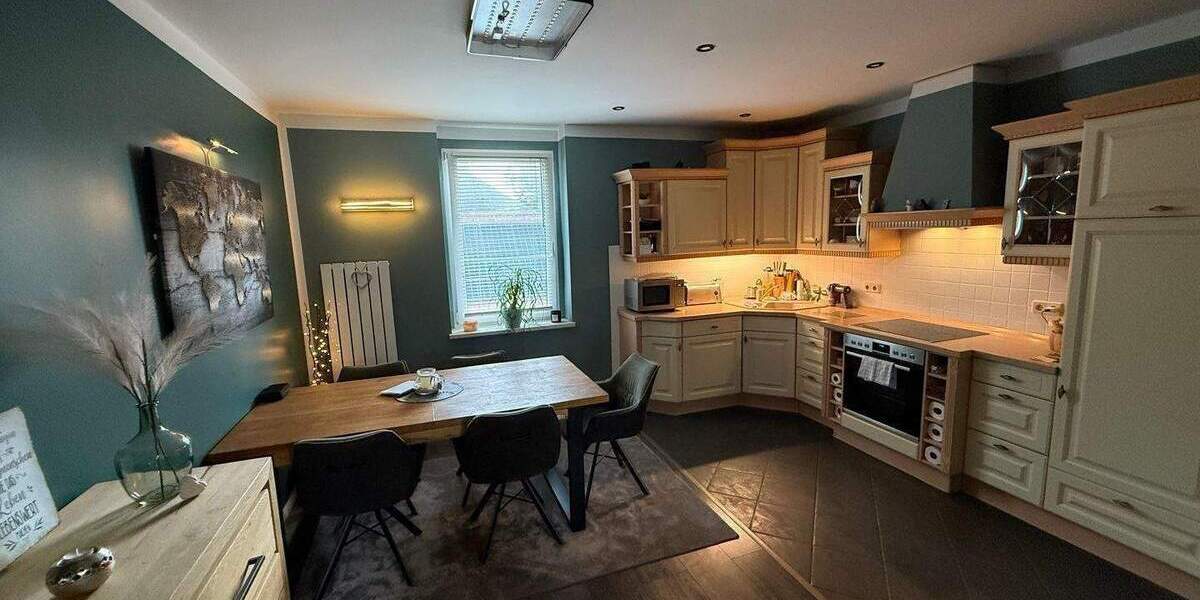 Mehrfamilienhaus, Wohnhaus Merseburg Beuna - 6 Zimmer, 250 m&sup2;, 445.000&euro; | Angebot:26188739