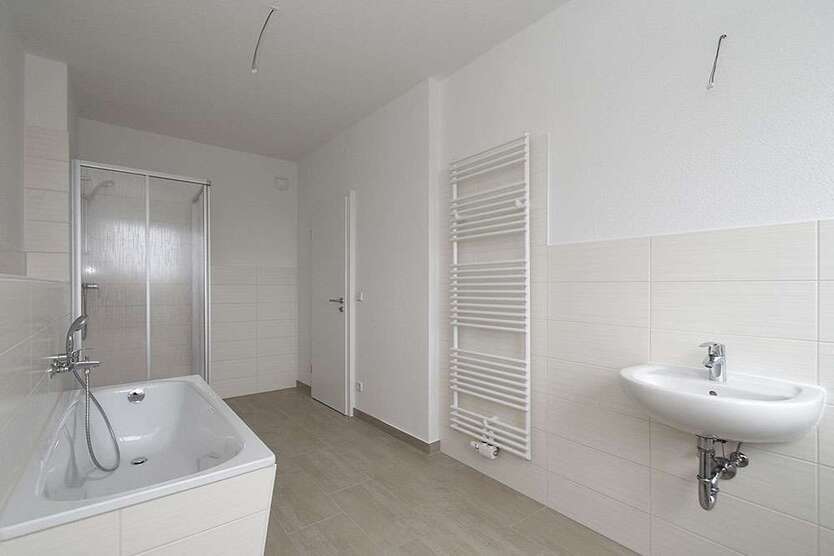 Wohnung zum Mieten in Halle (Saale) 752,57 € 115.78 m²
