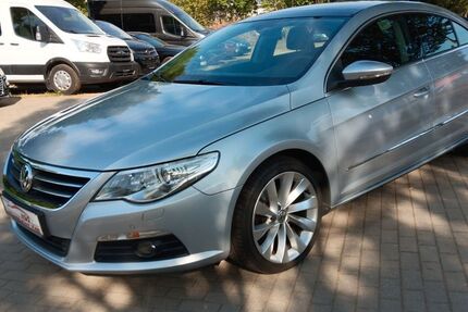 VW Passat 146.602 km 7.990 € Leipzig 04179
