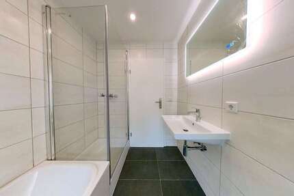 Wohnung Neukyhna / Zschernitz Zschernitz - 3.5 Zimmer, 95 m&sup2;, 830&euro; | Angebot:26443768