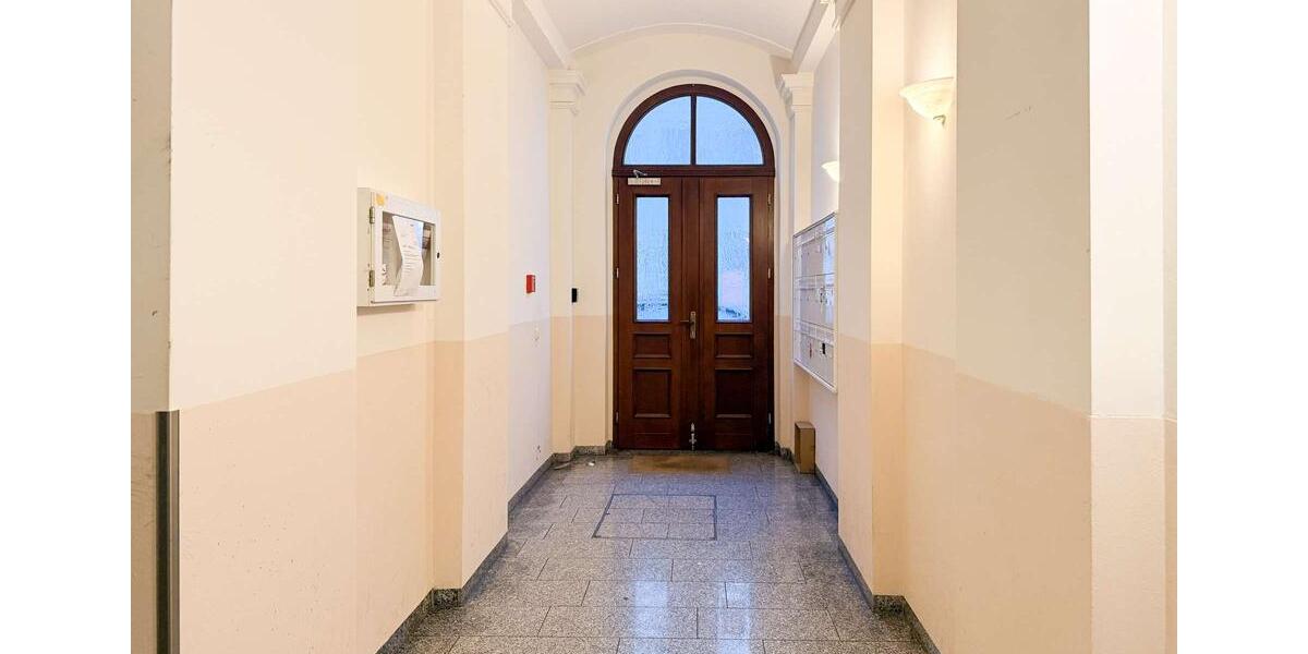 Dachgeschoßwohnung Leipzig Mitte - 2 Zimmer, 64 m&sup2;, 703&euro; | Angebot:24429754