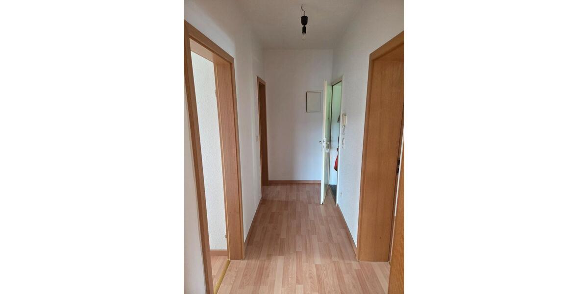 Erdgeschoßwohnung Böhlen - 3 Zimmer, 48 m&sup2;, 75.000&euro; | Angebot:27083979