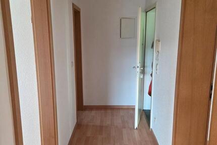 Wohnung Böhlen - 3 Zimmer, 48 m&sup2;, 75.000&euro; | Angebot:27083979