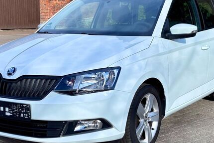 Skoda Fabia 143.221 km 5.990 &euro; Schkopau / OT Wallendorf 06258