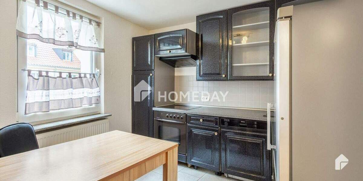 Mehrfamilienhaus, Wohnhaus Merseburg - 6 Zimmer, 750 m&sup2;, 490.000&euro; | Angebot:25696789