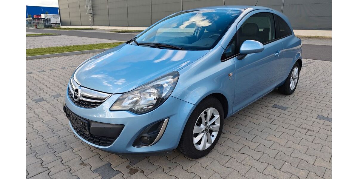 Opel Corsa 82.300 km 4.999 &euro; Großkugel 06184