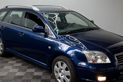 Toyota Avensis 205.926 km 3.990 &euro; Leipzig 04328