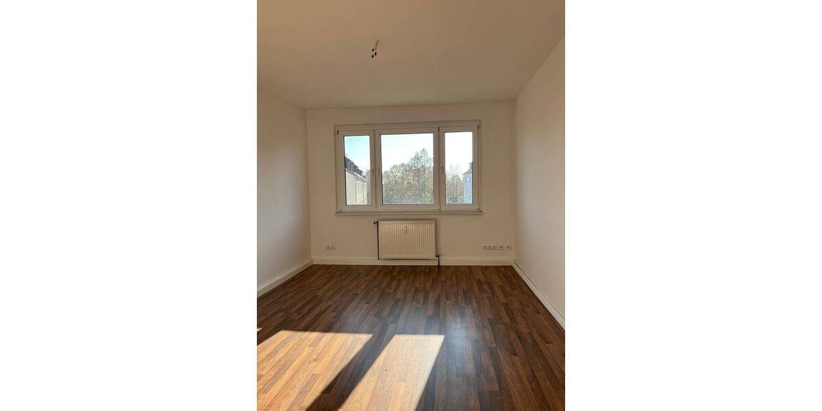 Etagenwohnung Groitzsch Großpriesligk - 3 Zimmer, 59 m&sup2;, 355&euro; | Angebot:24450619