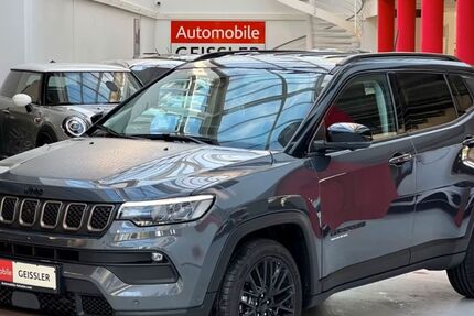 Jeep Compass 7.888 km 24.990 € Leipzig 04347