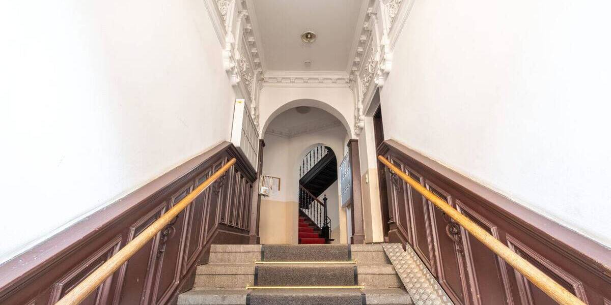 Etagenwohnung Leipzig Zentrum-Süd - 2 Zimmer, 69 m&sup2;, 200.000&euro; | Angebot:26487011