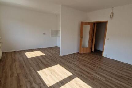 Wohnung Leipzig West - 1 Zimmer, 33 m&sup2;, 327&euro; | Angebot:24752112