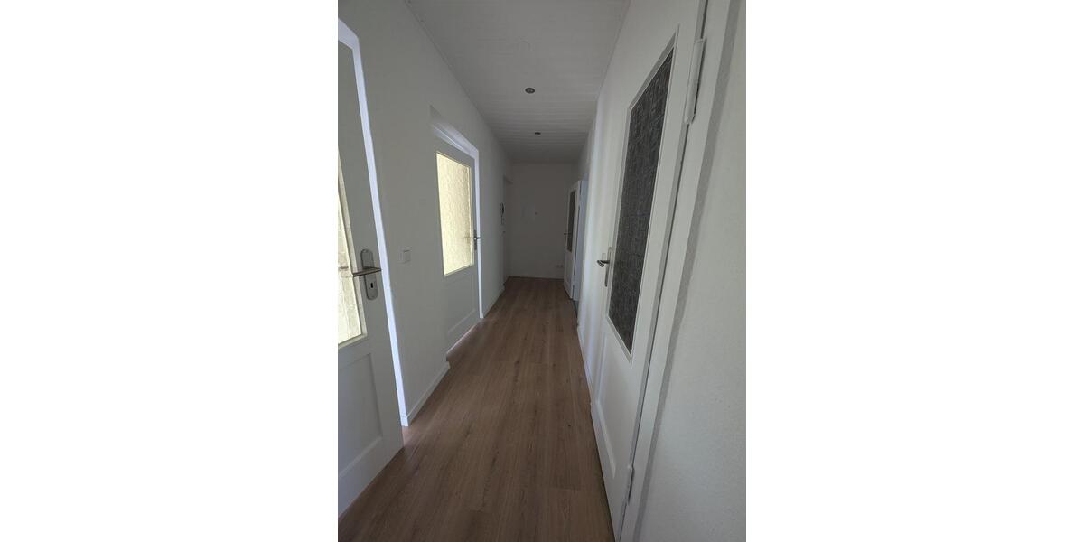 Etagenwohnung Bennewitz - 3 Zimmer, 69 m&sup2;, 499&euro; | Angebot:25305134