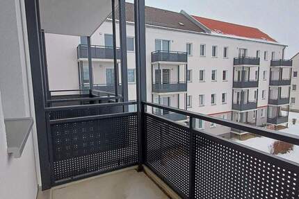 Wohnung Merseburg Kötzschen - 2 Zimmer, 49 m&sup2;, 329&euro; | Angebot:25779227