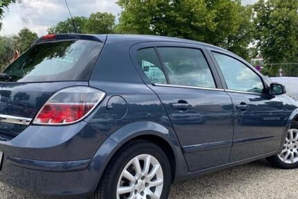 Opel Astra 89.000 km 5.850 &euro; Naunhof 04683