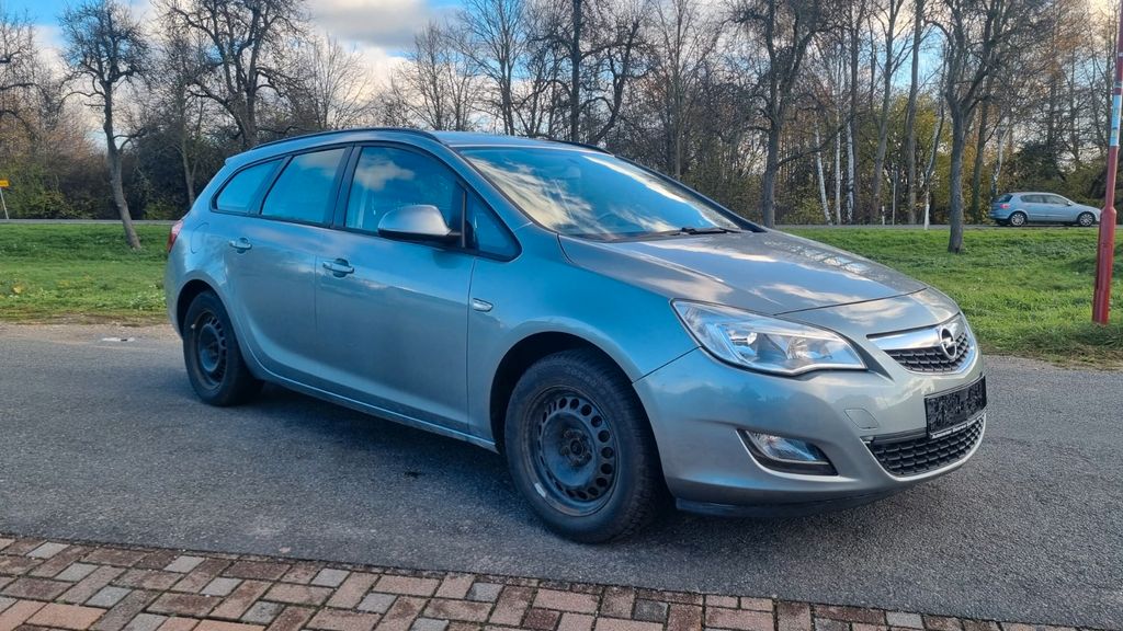 Opel Astra 136.426 km 5.399 &euro; Pegau 04523