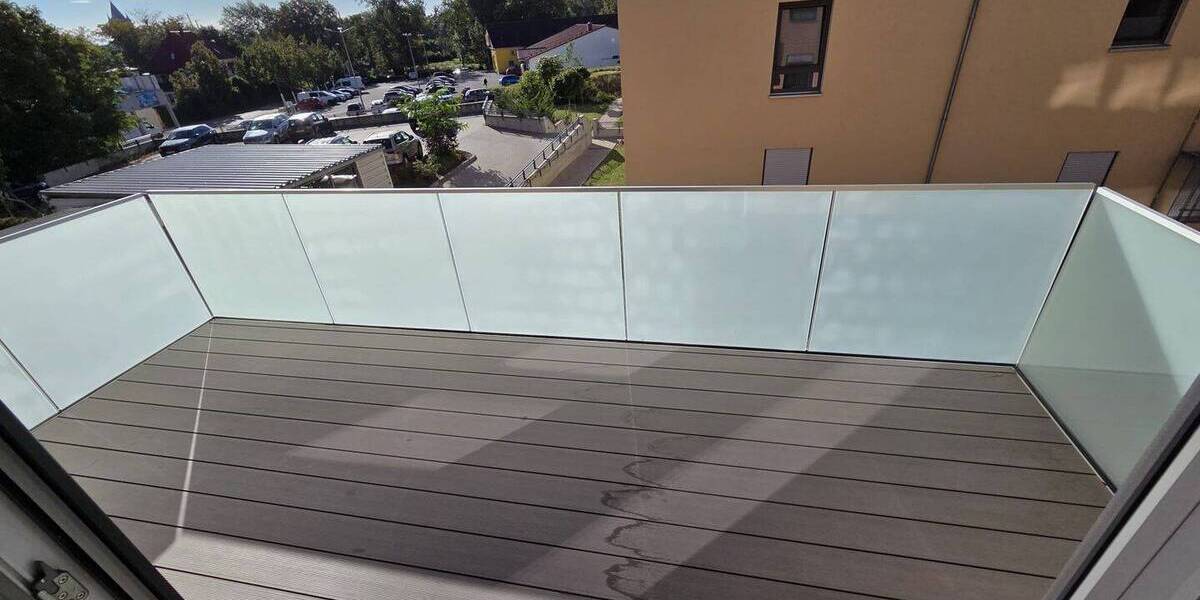 Familiengerechte 4-Zimmer-Wohnung in Merseburg mit Wannenbad, Abstellraum, Balkon und Aufzug 4 zimmer