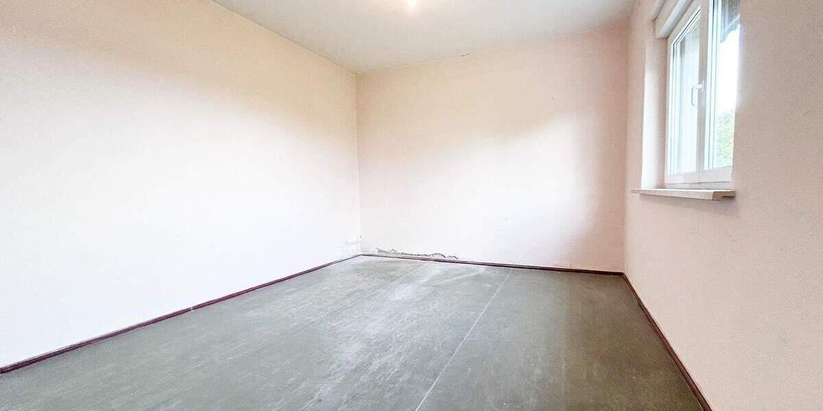 Einfamilienhaus Schkeuditz - 7 Zimmer, 153 m&sup2;, 399.000&euro; | Angebot:25677336