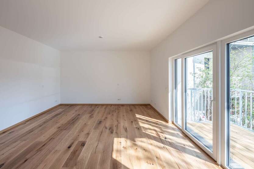 Seenaher Wohntraum mit neuem Komfort: Großzügige 3-Raum-Wohnung 3 zimmer