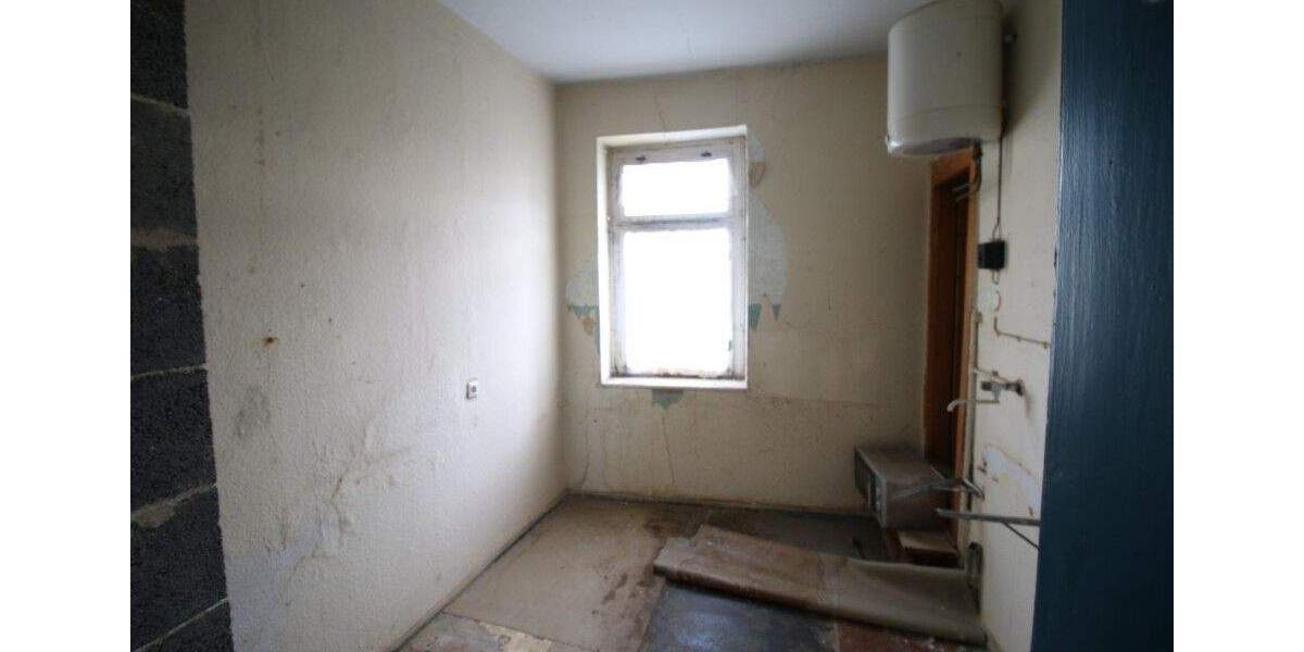 Mehrfamilienhaus, Wohnhaus Zwenkau - 7 Zimmer, 149.001&euro; | Angebot:25695866