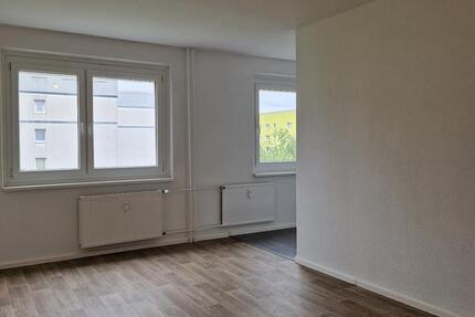 Wohnung Leipzig Lausen-Grünau - 1 Zimmer, 33 m&sup2;, 328&euro; | Angebot:26587865