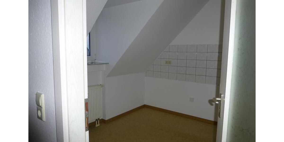 Etagenwohnung Rackwitz - 3 Zimmer, 83 m&sup2;, 715&euro; | Angebot:24431190